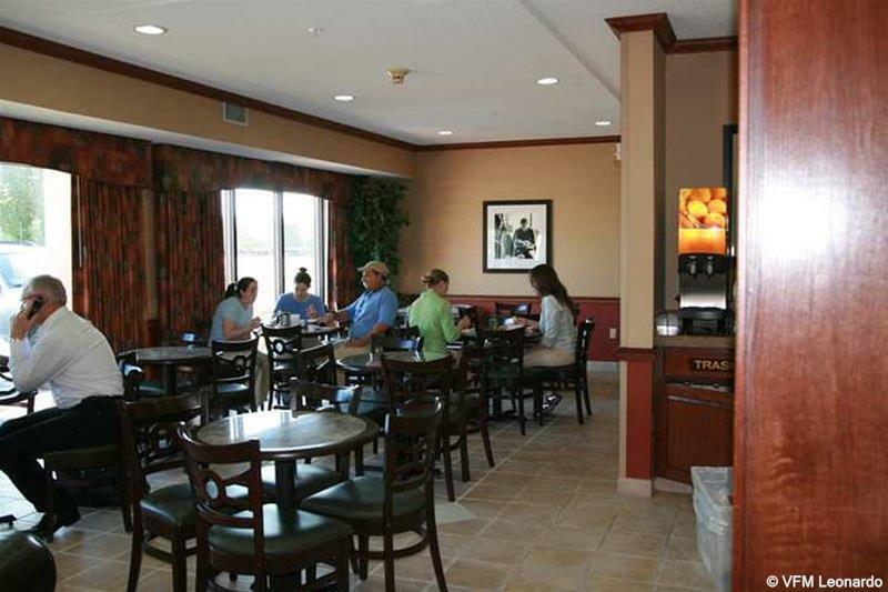 Hampton Inn Manhattan Restoran fotoğraf